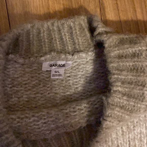 Garage Sweater - Picture 3 of 3